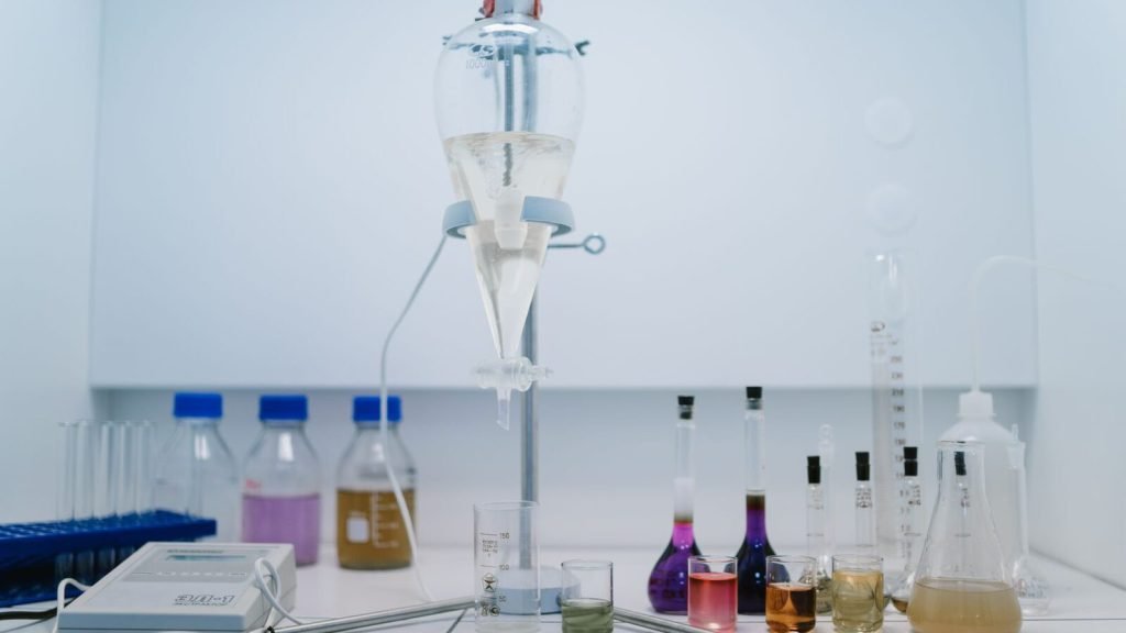 Burette Class AS vs Class B: What the Tolerance Costs You